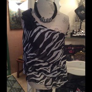 One shoulder ruffle top