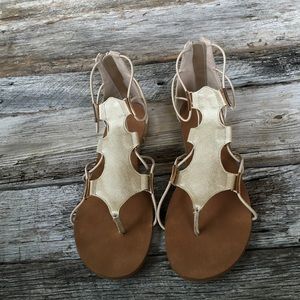 Aldo brand, size 8.5 (fit like 8), great condition