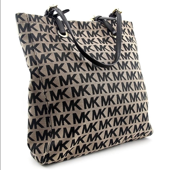 MICHAEL KORS SIGNATURE JACQUARD JET SET TOTE