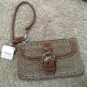 NWT Coach Wristlet