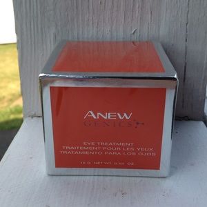 Avon ANEW Genics Eye Treatment