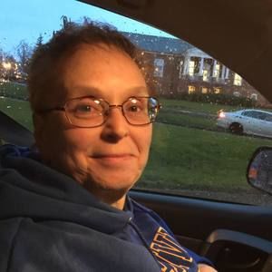 Meet your Posher, Carol