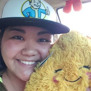 Meet your Posher, Caitlin