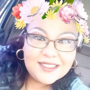 Meet your Posher, Juana