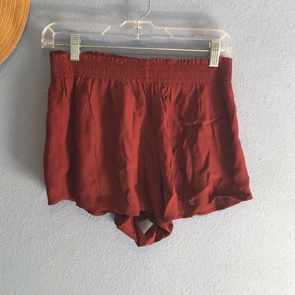 Forever21 breezy BURGUNDY shorts