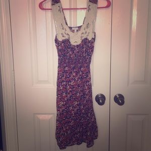 Flowery lace dress