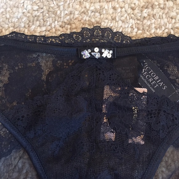 VS Designer Crystal Silk Lace Panty! - Picture 2 of 4