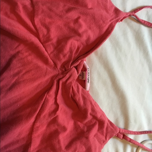 Spaghetti strap - Picture 2 of 2