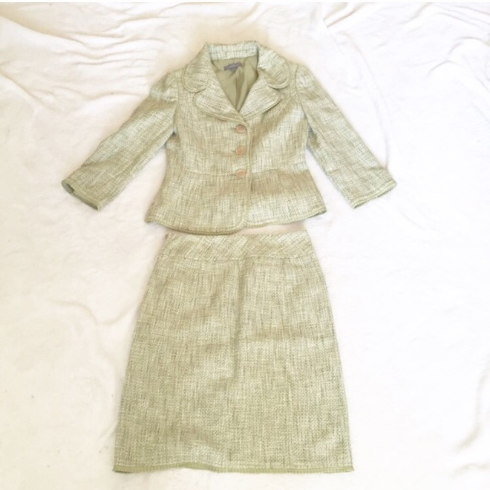 Ann Taylor green tweed jacket and skirt set