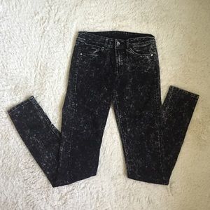 H&M Divided Black and Grey Speckled Skinny Jeans