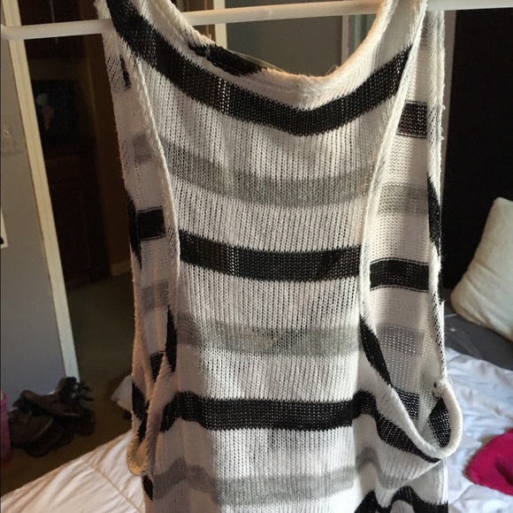 Tank top - Picture 3 of 3