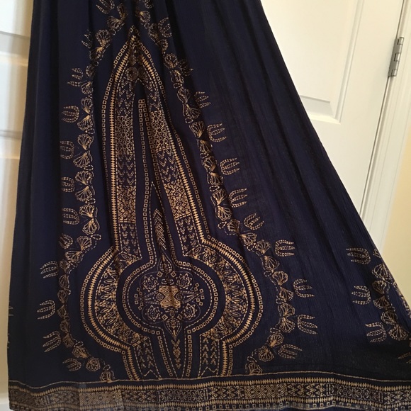 Maxi Dress - Picture 2 of 3