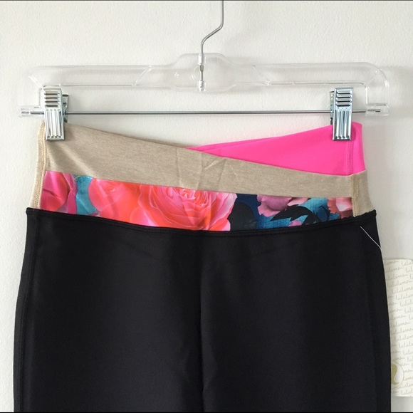 Lululemon Astro*R pant - Picture 2 of 4