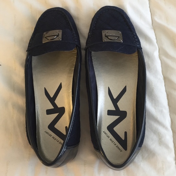 Suede Loafers💙