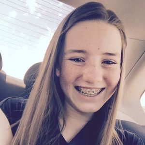 Meet your Posher, Isabelle