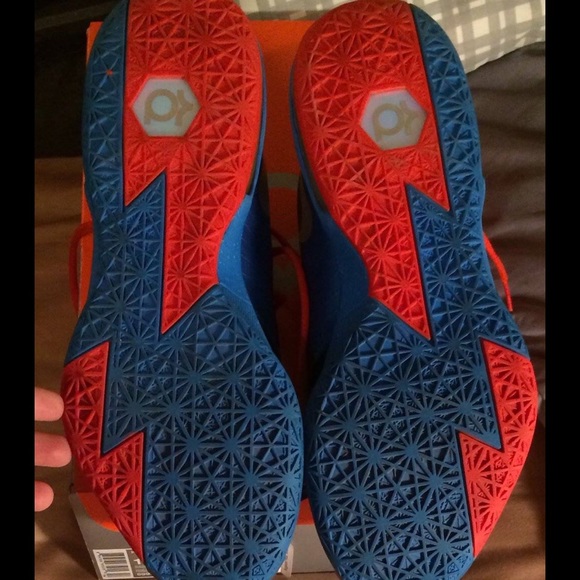 KD 6 Away - Picture 3 of 3