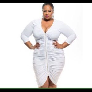 Plus size all white dress new without the tags