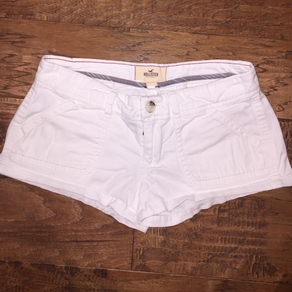 White cotton fabric Hollister short