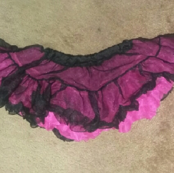 Reversable pink and black costume petticoat skirt