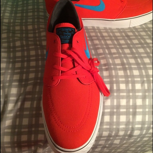 Janoski never worn - Picture 3 of 3
