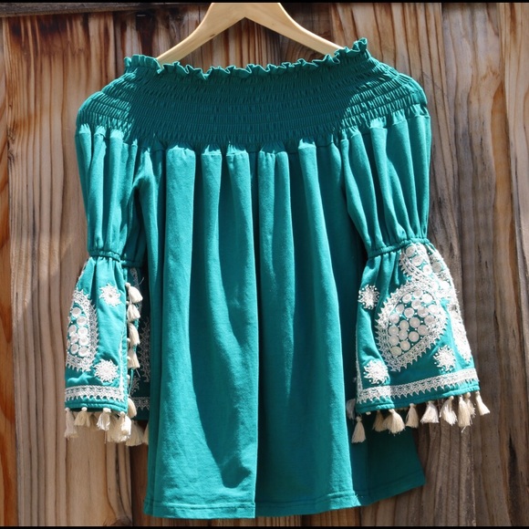 Peasant top
