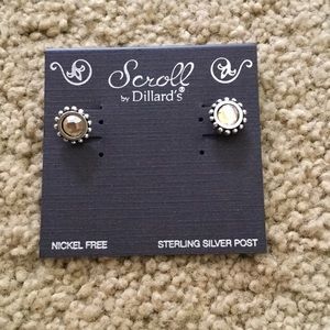 Scroll by Dillard's Citrine-like Stud Earrings NWT