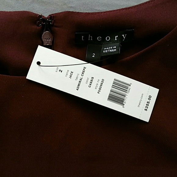 ❌SOLD❌THEORY JACE MINI SHIFT DRESS IN CASSIS❌ - Picture 3 of 4