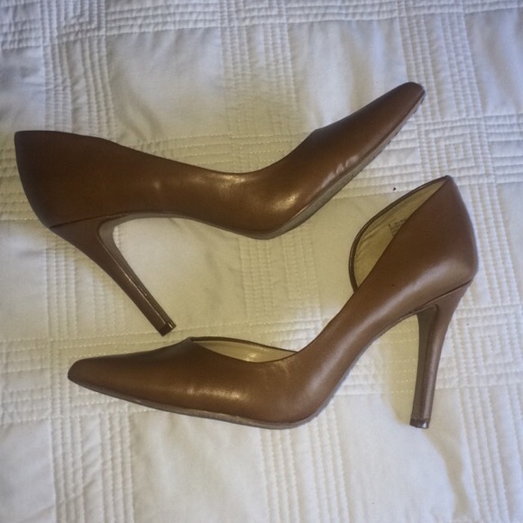 Cognac Brown Pumps