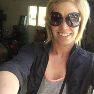 Meet your Posher, Lori