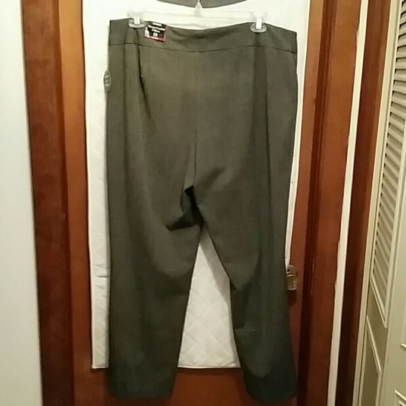 Pants with tummy control