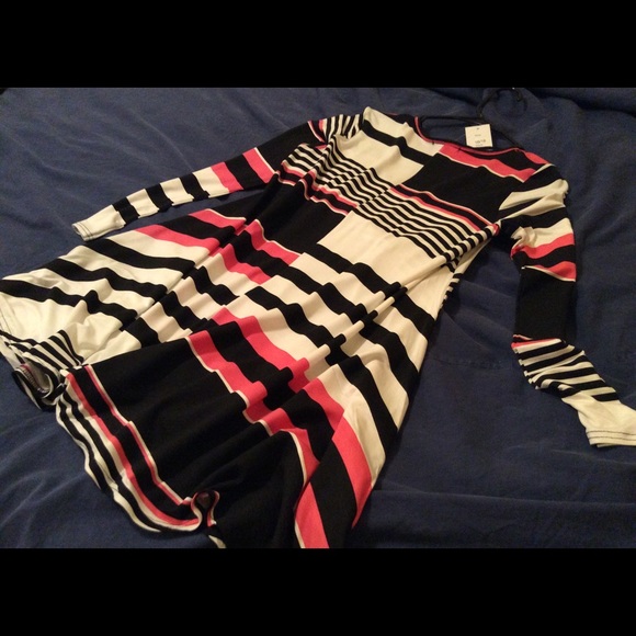 SOLD!!! NWT Swing Dress by CATWALK XL. SOLD!!! - Picture 3 of 3