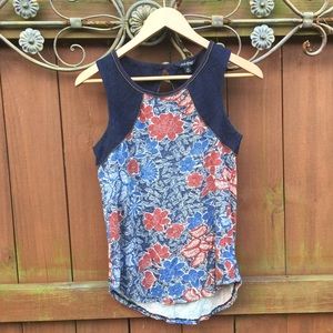 Lucky Brand Top. Like new. S XS