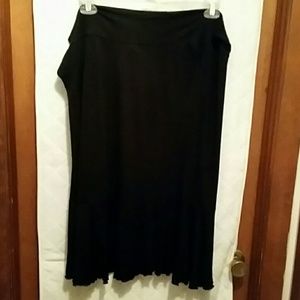 Skirt midi black w/ruffled hem