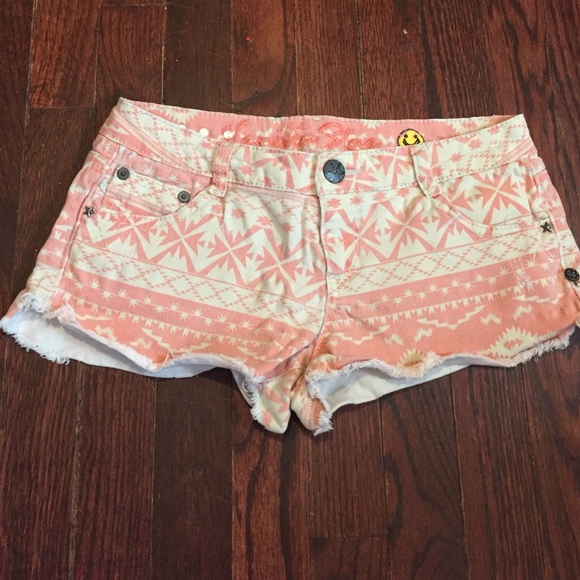 Pinkish orange and white tribal print Jean shorts!