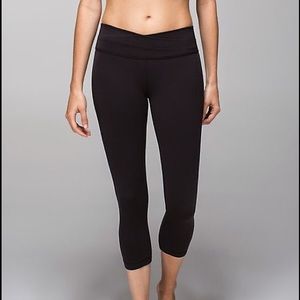 Lululemon Astro Wunder Under Crops