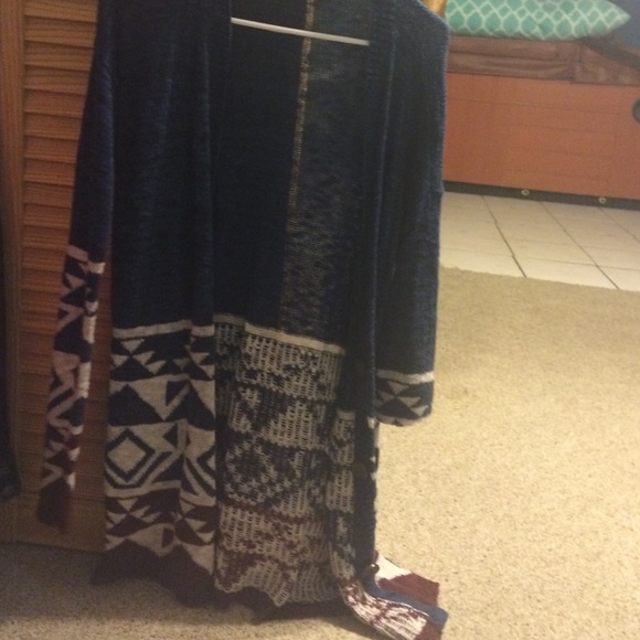 Hollister Cardigan