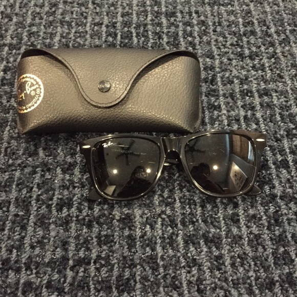 Large Rayban Wayfarer