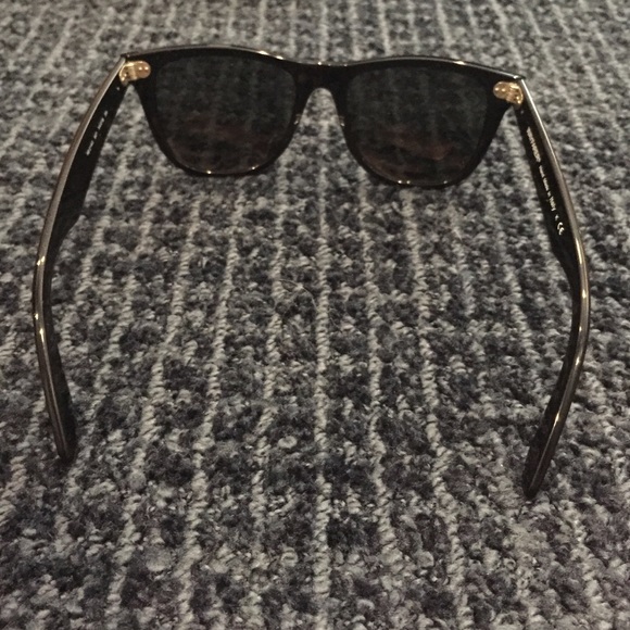 Large Rayban Wayfarer