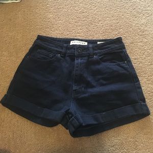 Mom style juniors shorts