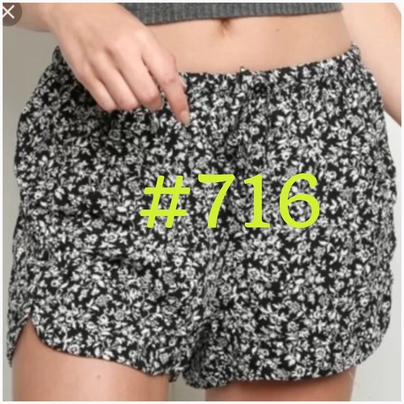 Brandy Melville Black Floral Eve Short NWT