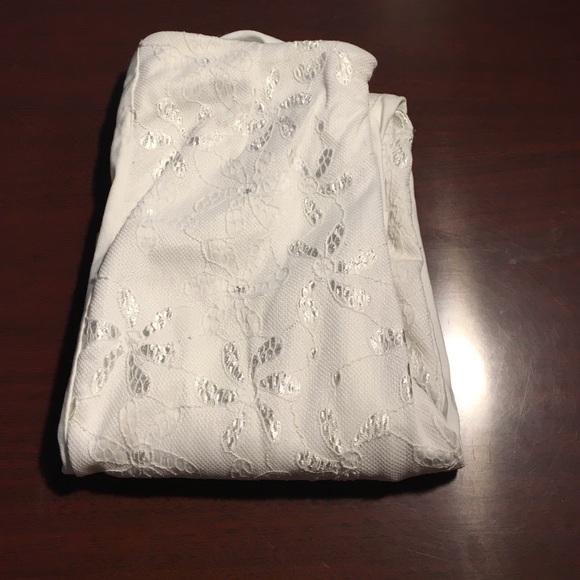 White lace skinnys