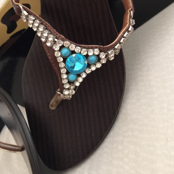 NEW Beautiful Joseph Maya sandals - Picture 2 of 4