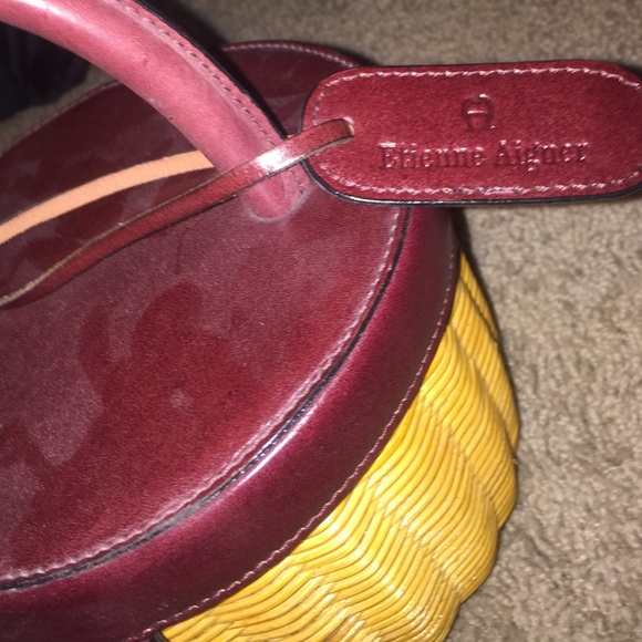 🚫SOLD🚫 - Picture 2 of 4