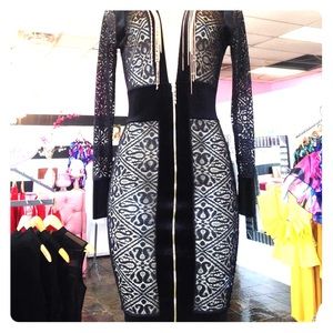 Lace bodycon dress
