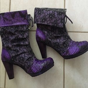 FINAL NEW IN BOX  chic Joe Country Western boots