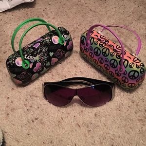 1-DAY SALE 1 sunglasses & 2 sunglasses cases