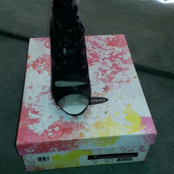 Chinese laundry jackpot heels