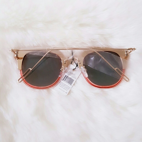 Spectrum Coating Sunglasses - Picture 3 of 4