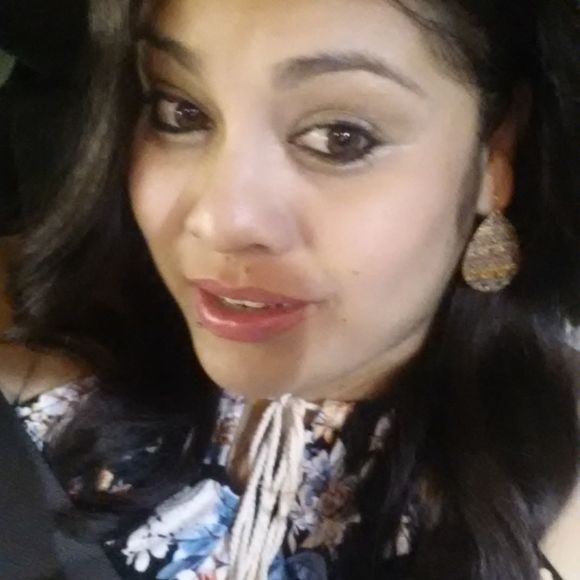 Meet your Posher, Diana