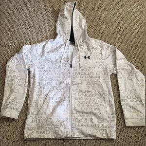 Men's Under Armour hoodie. Size M